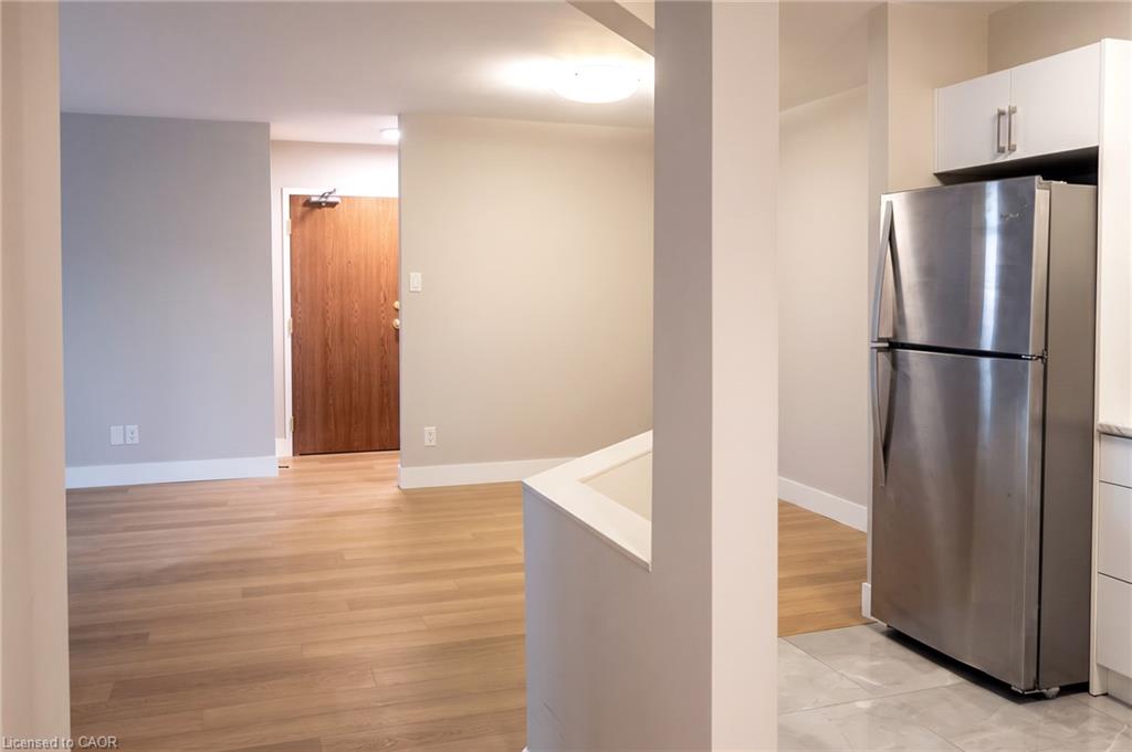 22-3085 Kingsway Drive Property Photo 3