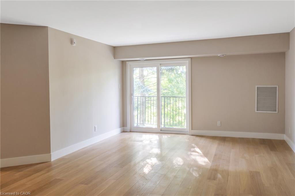 22-3085 Kingsway Drive Property Photo 7