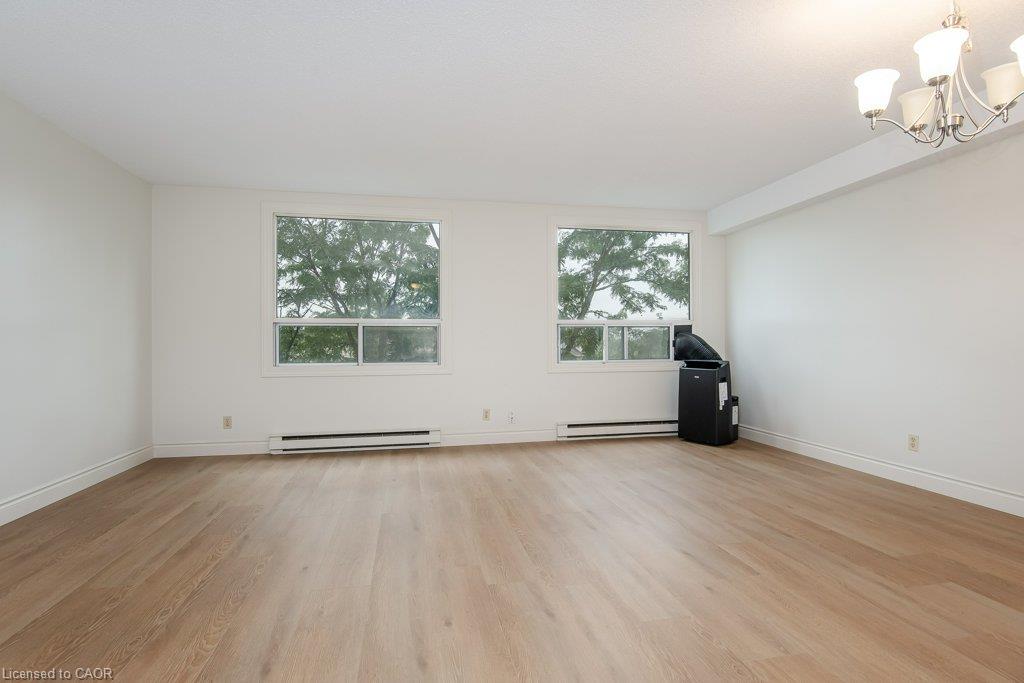 409-18 Holborn Court Property Photo 6