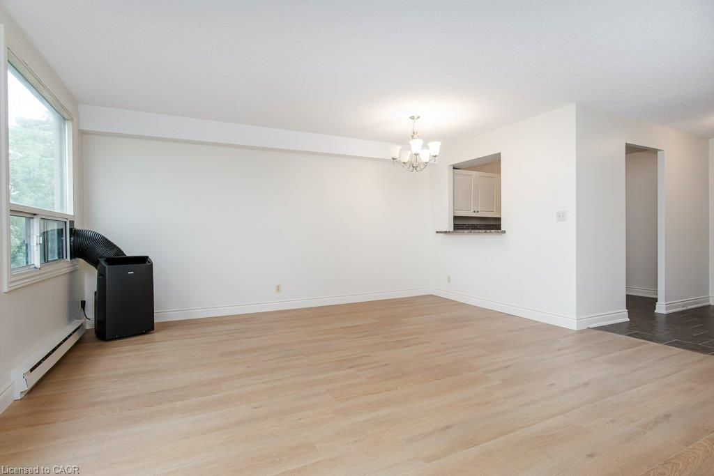 409-18 Holborn Court Property Photo 9