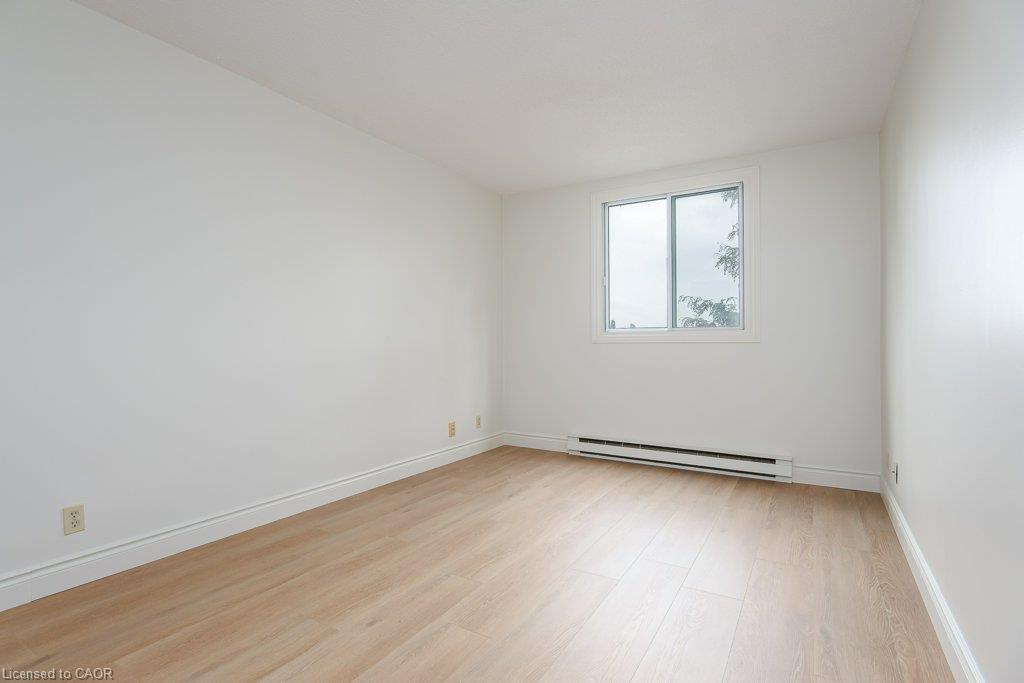 409-18 Holborn Court Property Photo 19