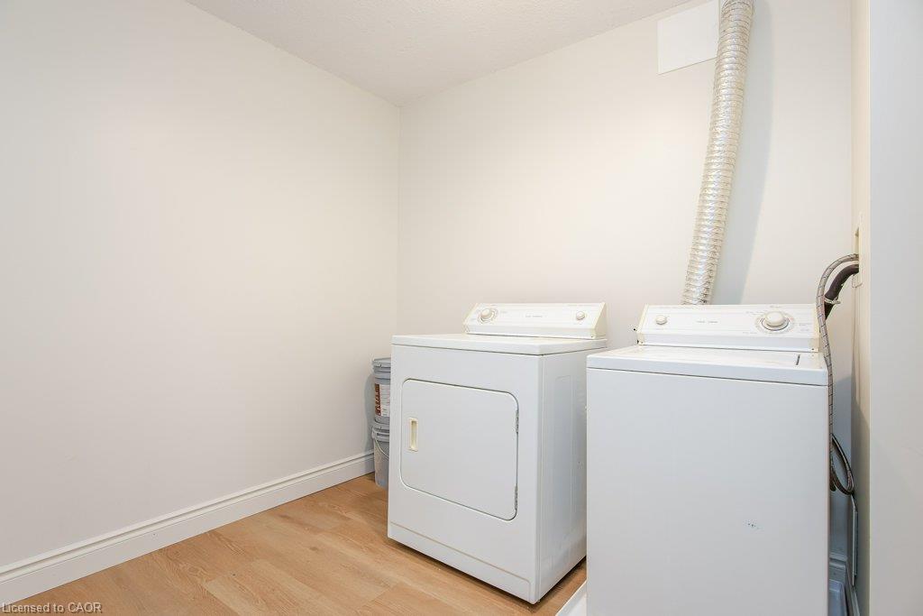409-18 Holborn Court Property Photo 27