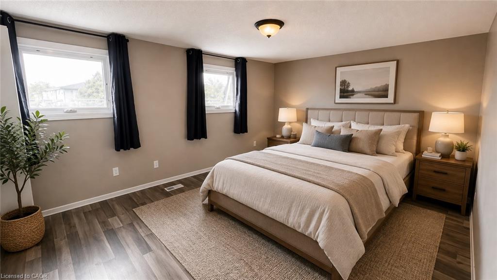 569 Hayward Crescent Property Photo 10