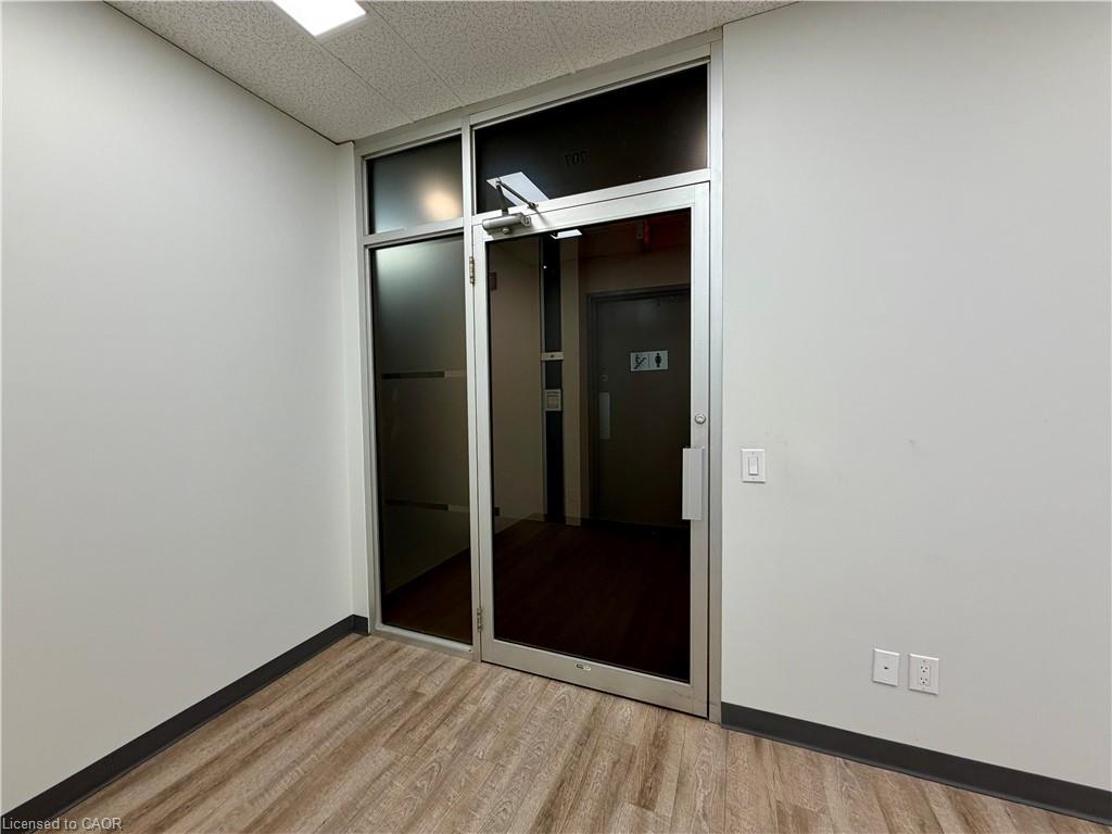20 Hughson Street S Suite 707 Property Photo 9