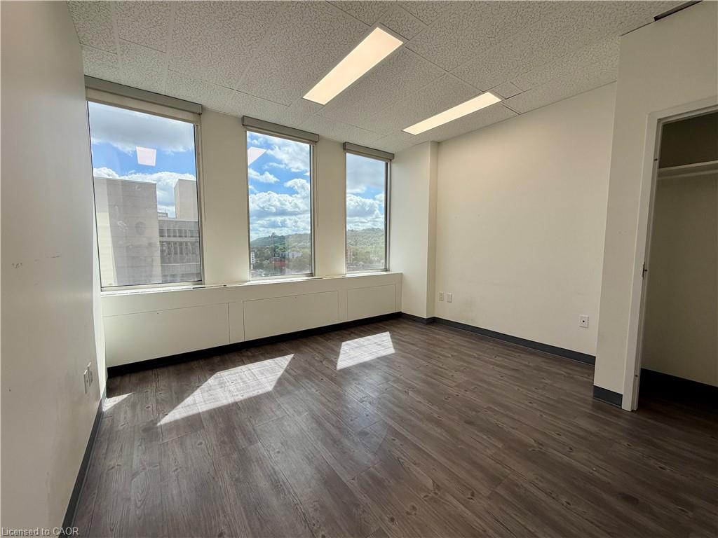 20 Hughson Street S Suite 905 Property Photo 4