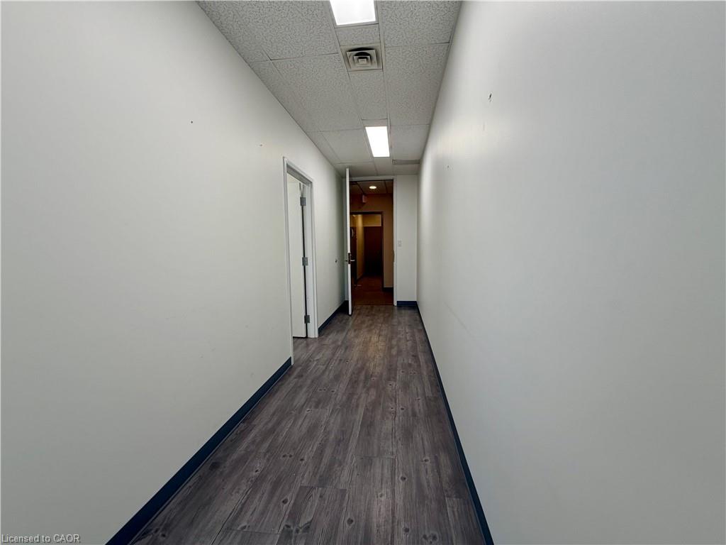20 Hughson Street S Suite 905 Property Photo 8