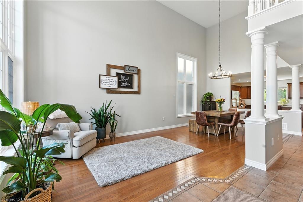 27 Southwood Crescent Property Photo 6