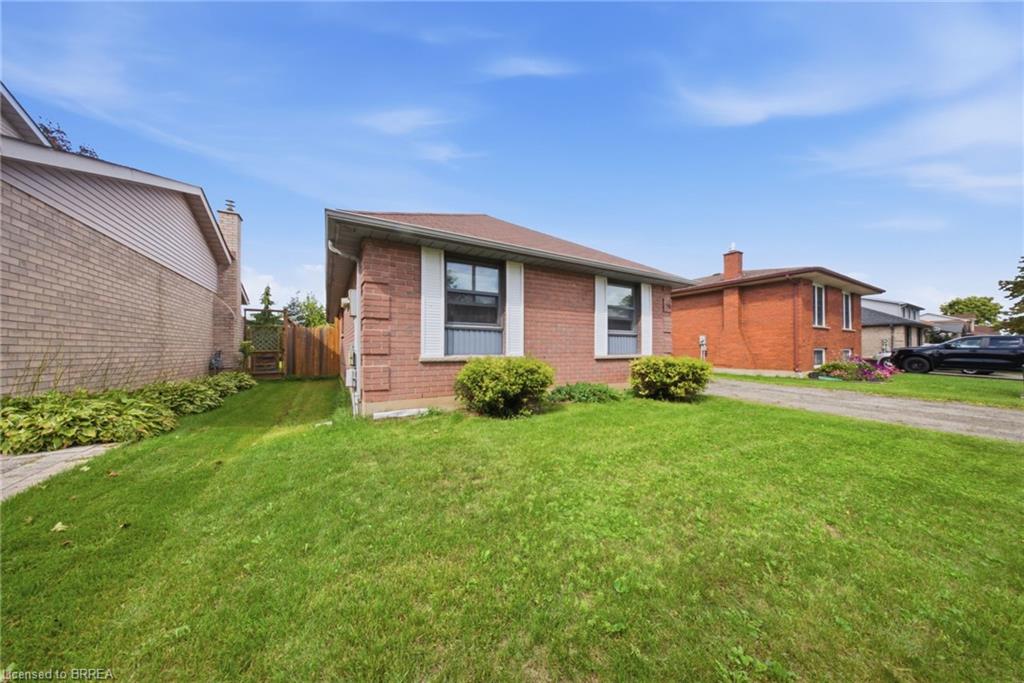 43 Ruffian Road Property Photo 3