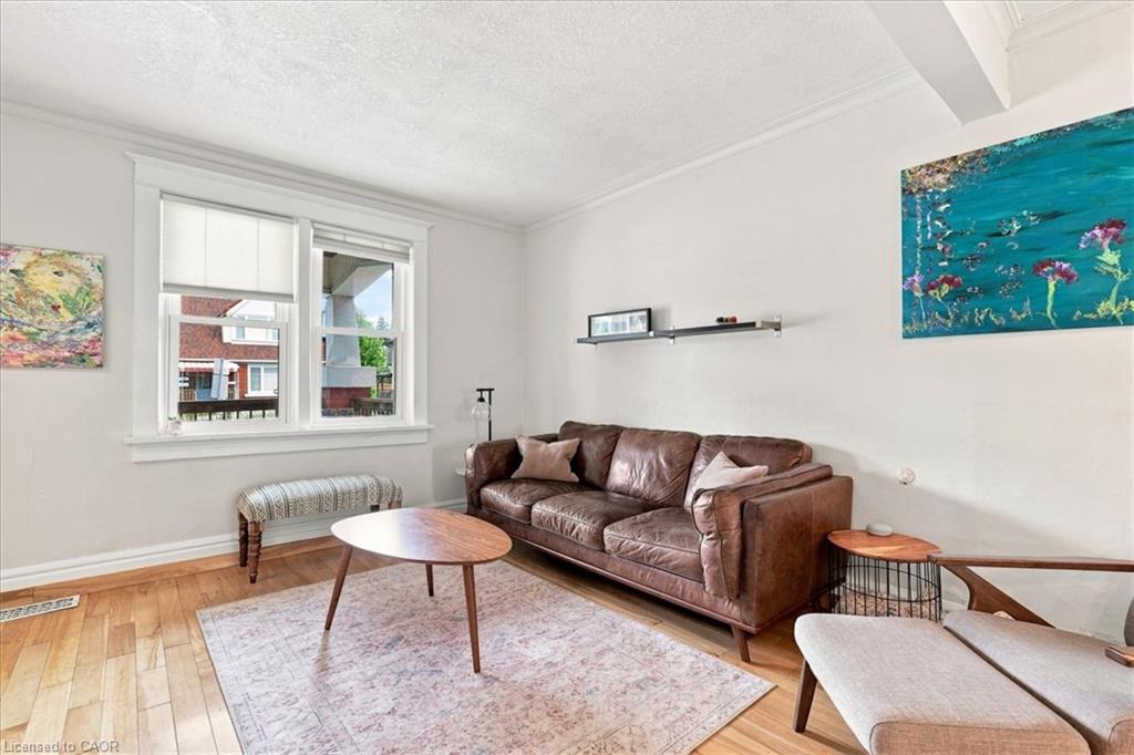 40 Guelph Street Property Photo 5
