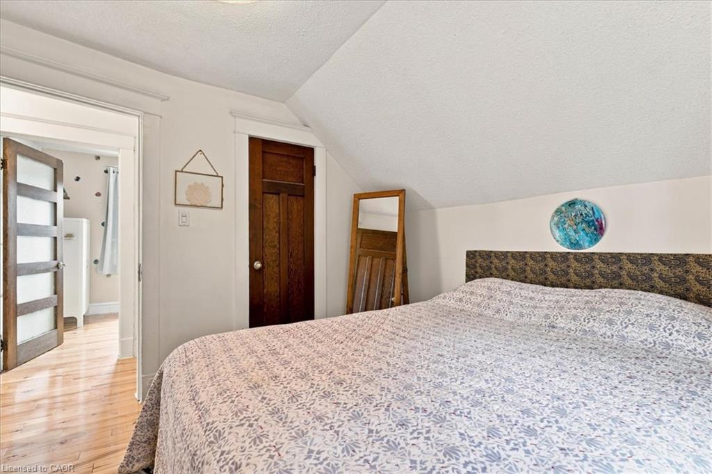 40 Guelph Street Property Photo 22