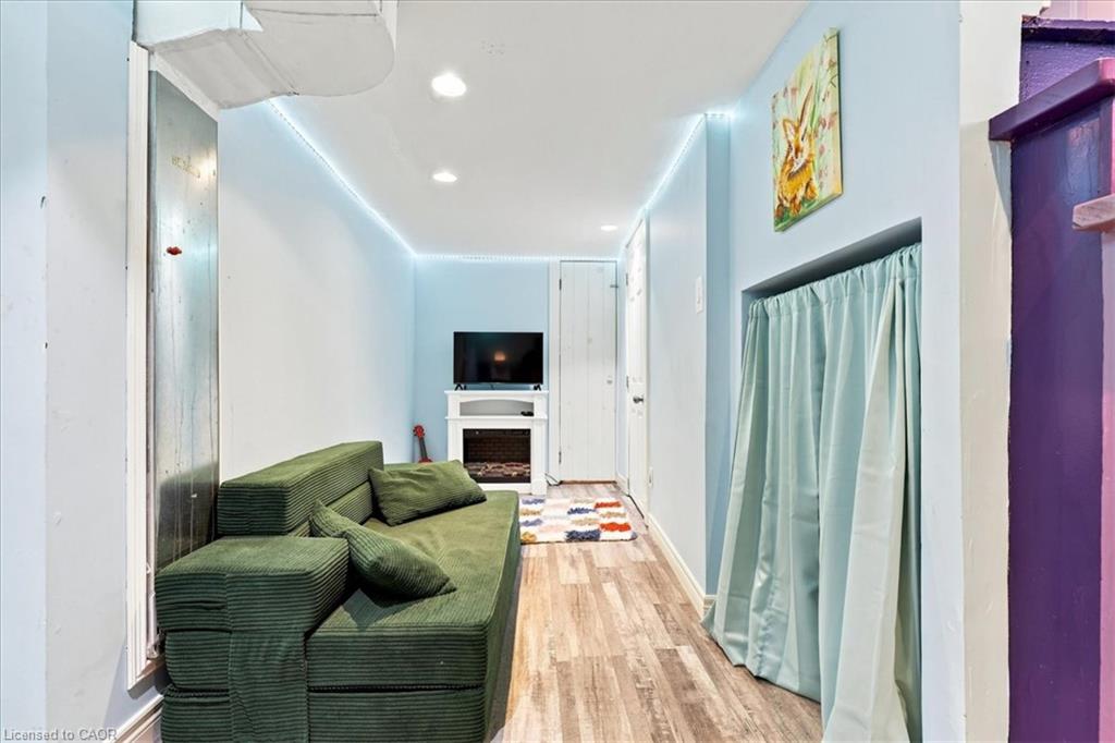 40 Guelph Street Property Photo 24