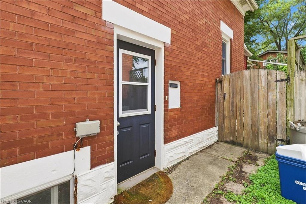 40 Guelph Street Property Photo 27