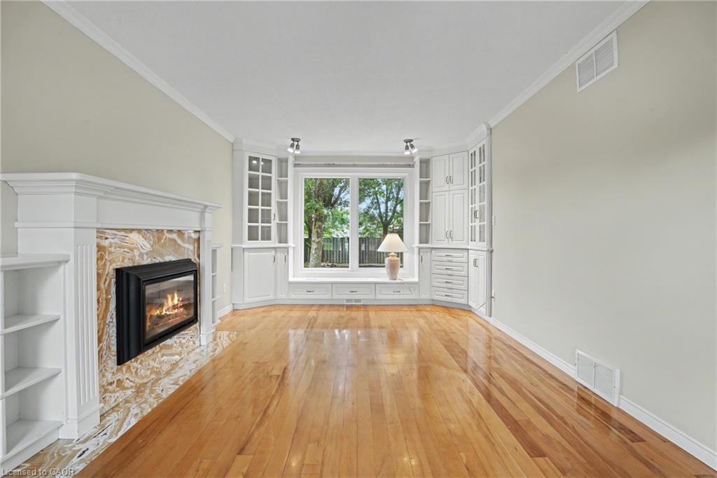 21 Farewell Crescent Property Photo 7