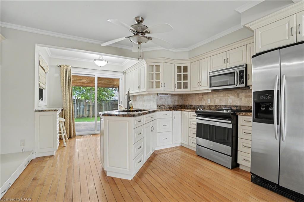 21 Farewell Crescent Property Photo 11