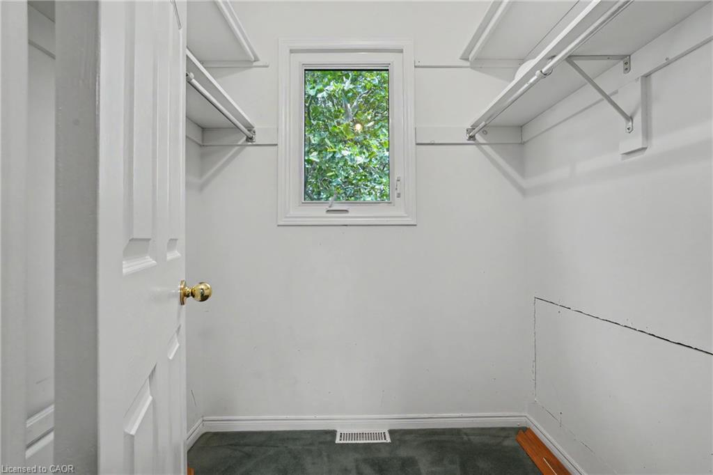 21 Farewell Crescent Property Photo 18