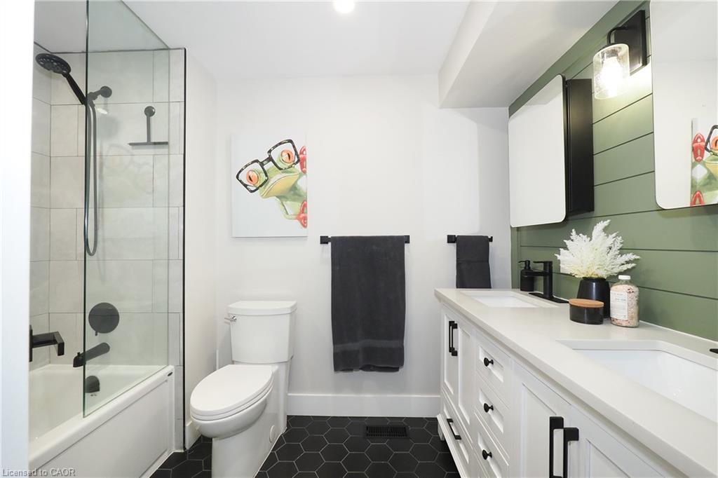 5-397 Keats Way Property Photo 26