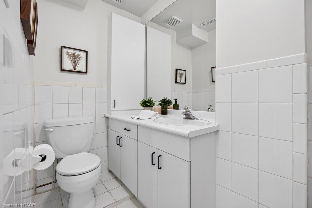4-2136 Old Lakeshore Road Property Photo 33