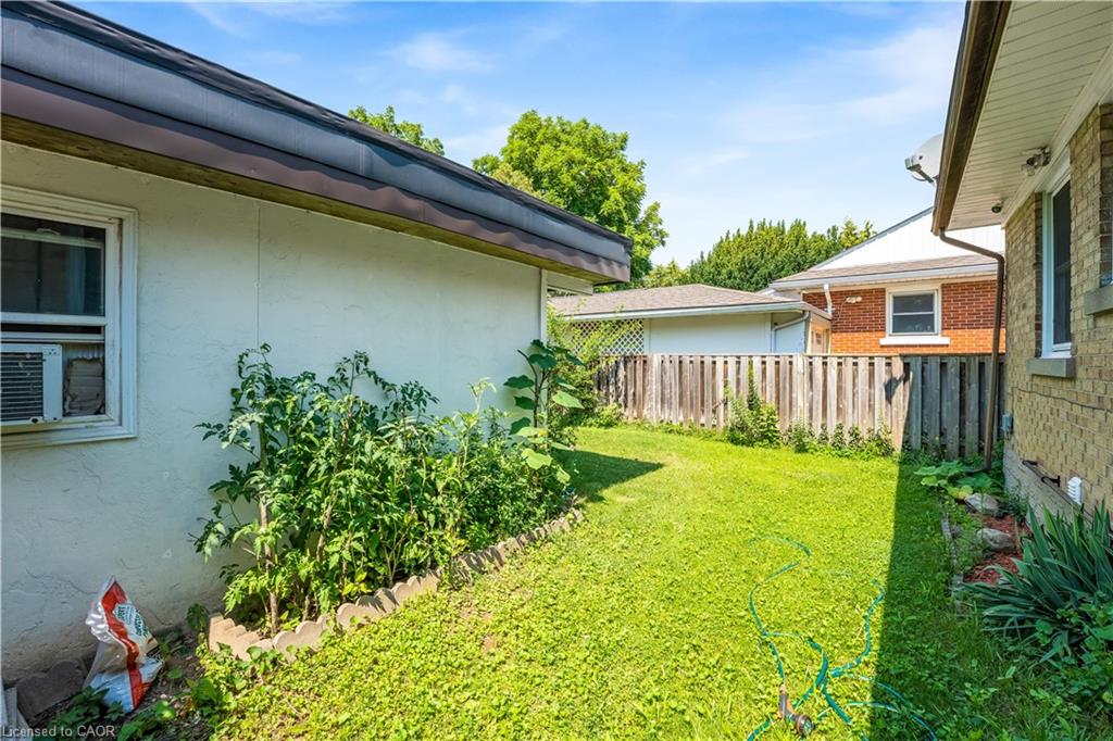 169 Bruce Street Property Photo 34