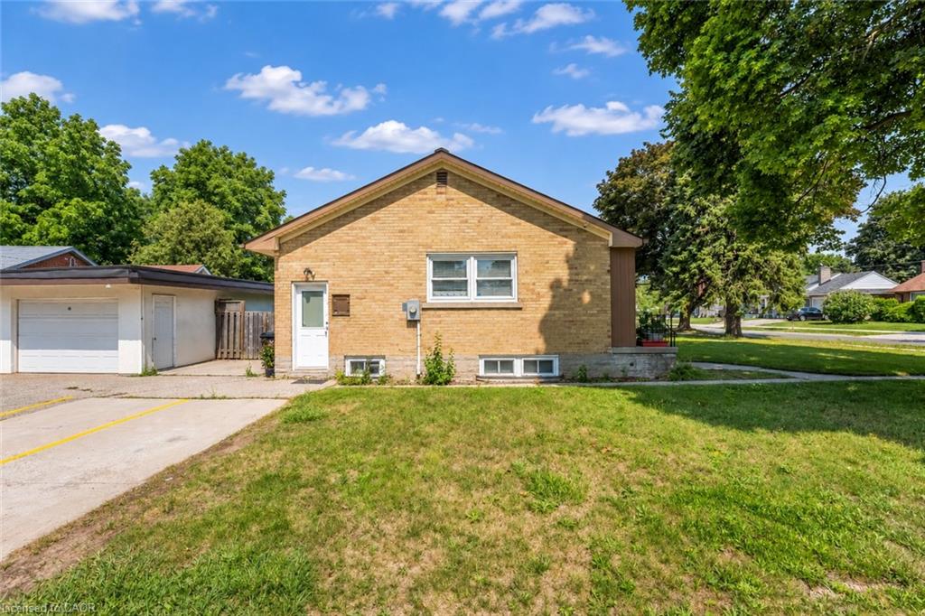 169 Bruce Street Property Photo 39
