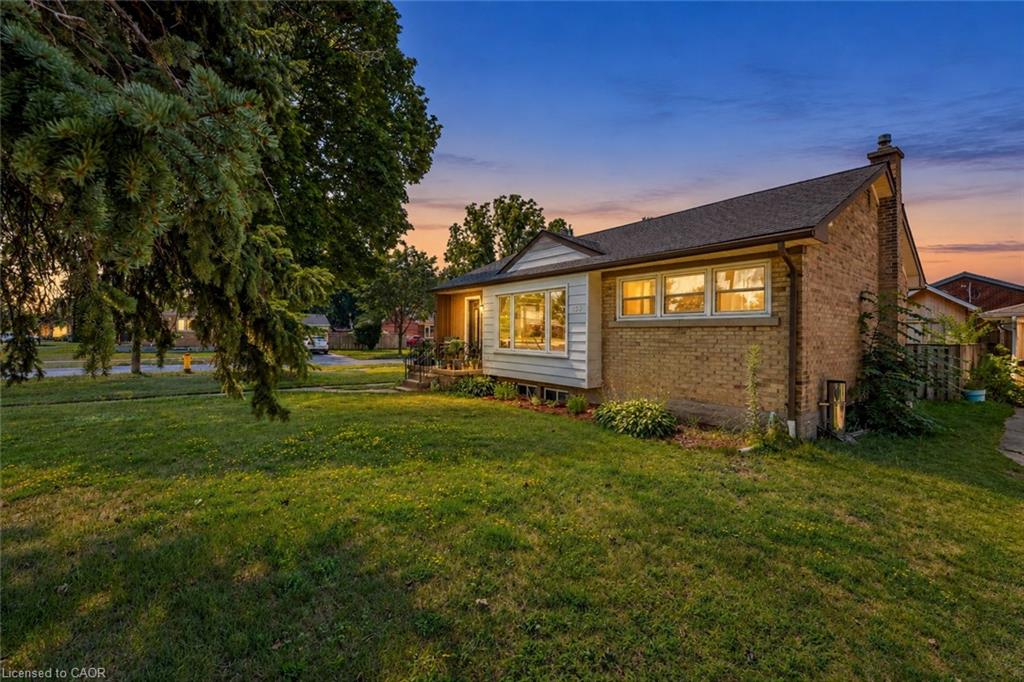 169 Bruce Street Property Photo 42