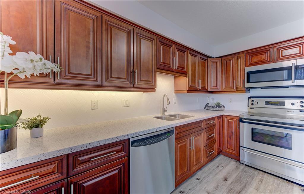 612 Brandenburg Boulevard Property Photo 20
