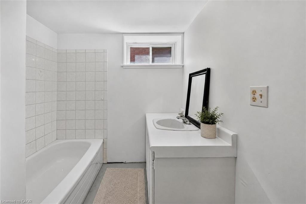 16 Byrne Boulevard Property Photo 15