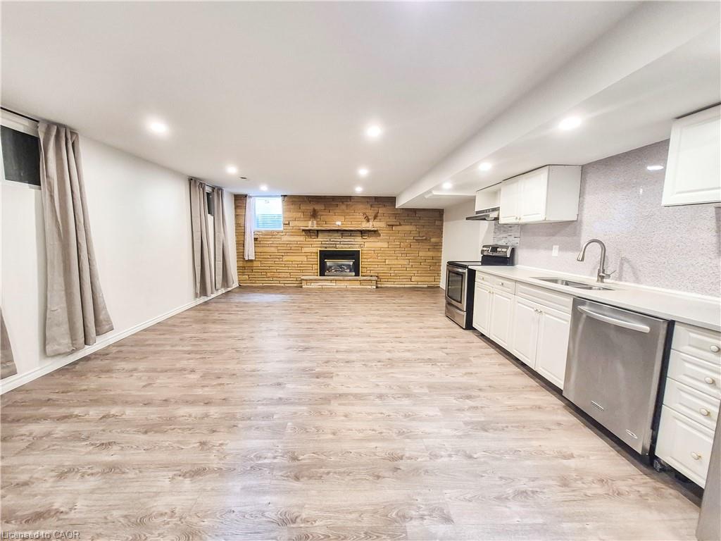 11 Duncairn Avenue Property Photo 9