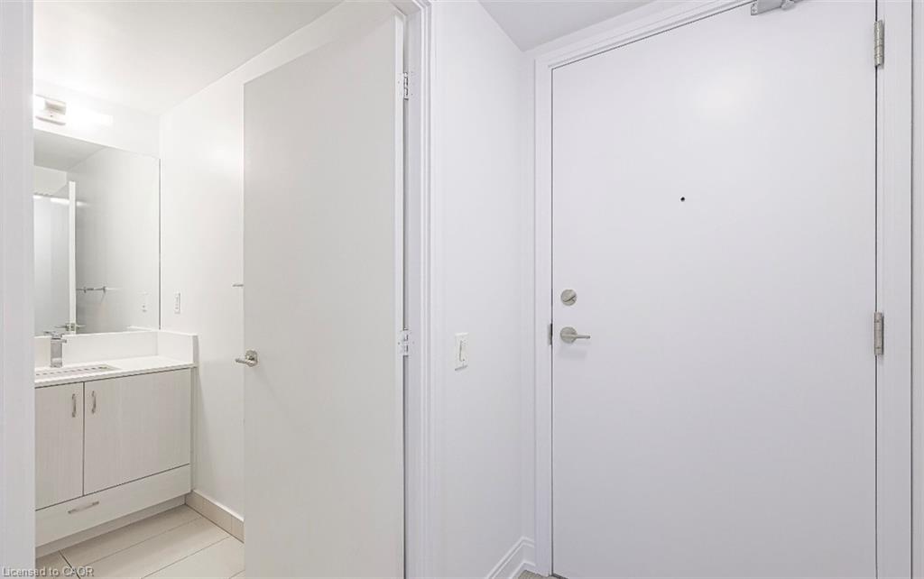 1001-181 Dundas Street E Property Photo 6