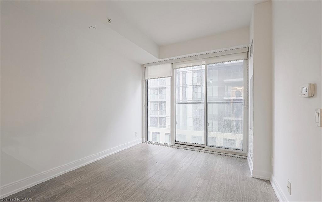 1001-181 Dundas Street E Property Photo 12