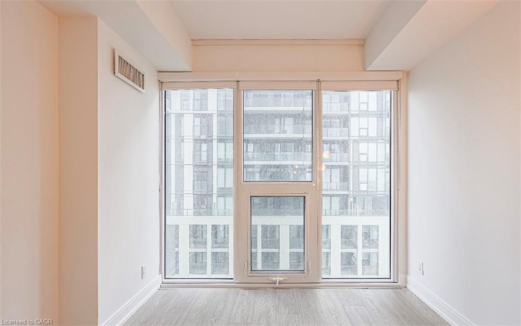 1001-181 Dundas Street E Property Photo 16