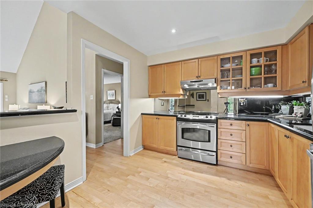 1-4275 Millcroft Park Drive Property Photo 17