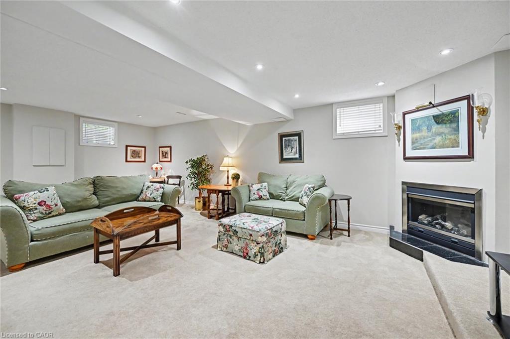 1-4275 Millcroft Park Drive Property Photo 36