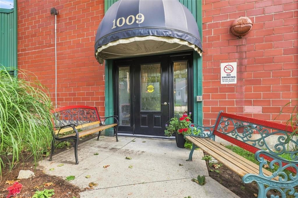 217-1009 Queenston Road Property Photo 1