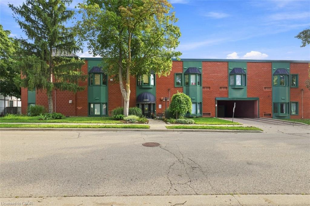 217-1009 Queenston Road Property Photo 3
