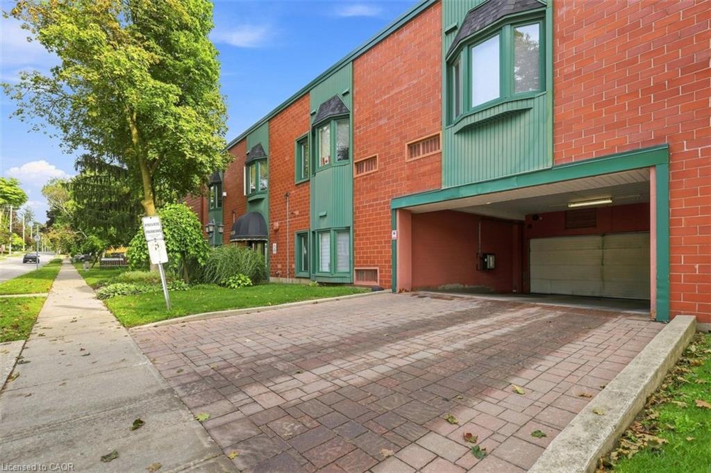217-1009 Queenston Road Property Photo 4