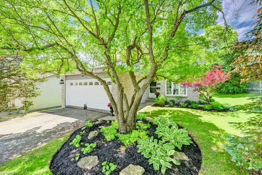 469 Westvale Drive Property Photo 2