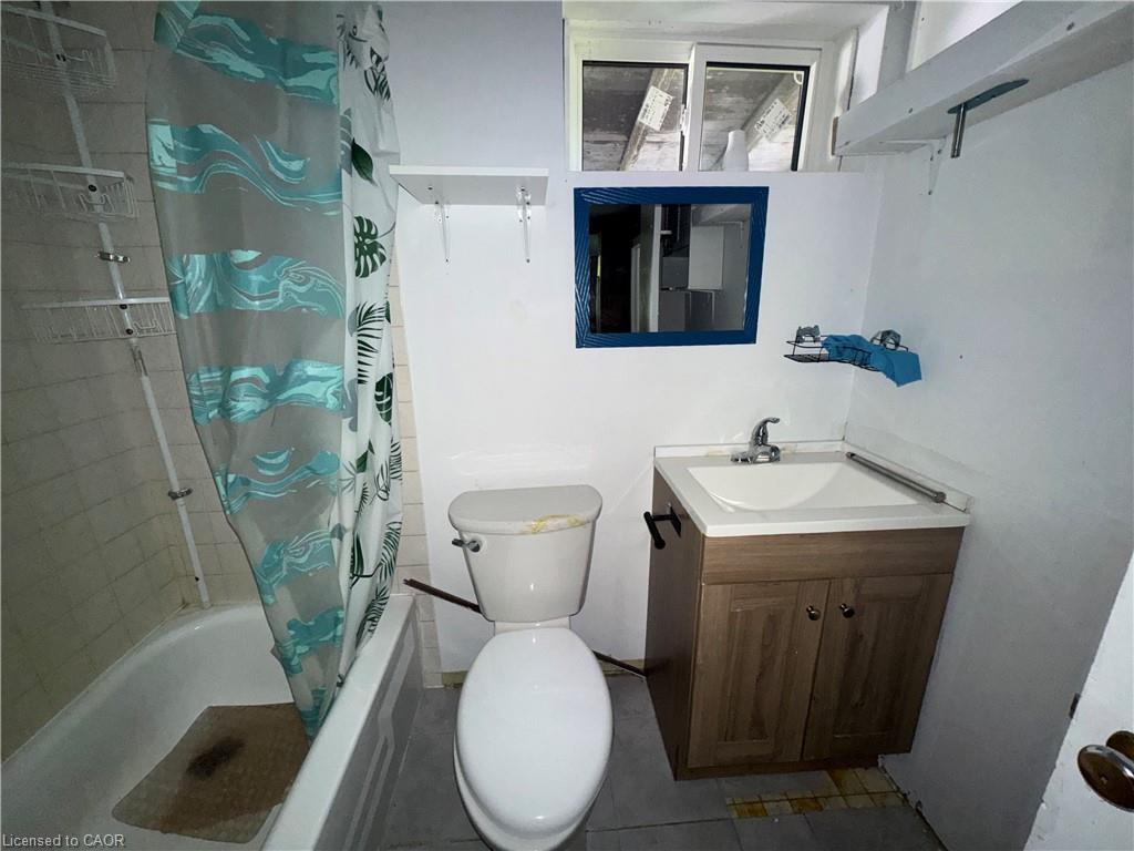 6587 Ellis Road E Property Photo 21