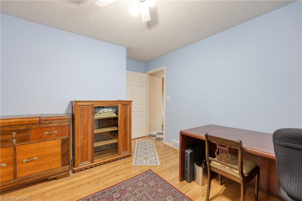 217 North Street E Property Photo 26
