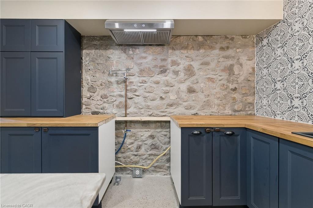 24 Davidson Street Property Photo 8