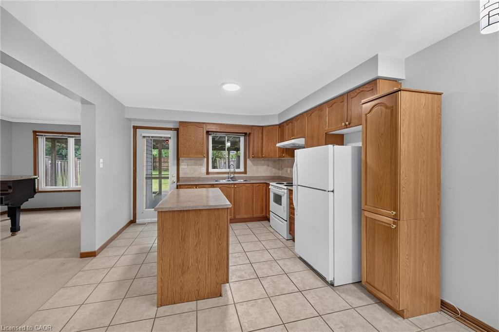 33 Brantdale Avenue Property Photo 8