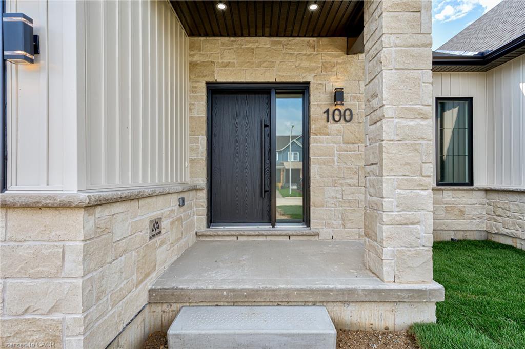100 Clayton Street Property Photo 2