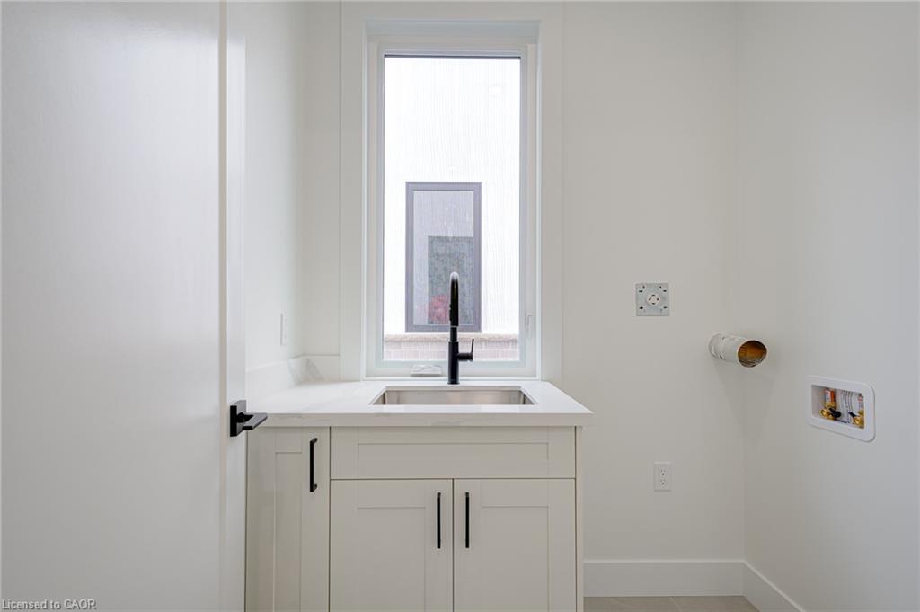 100 Clayton Street Property Photo 10