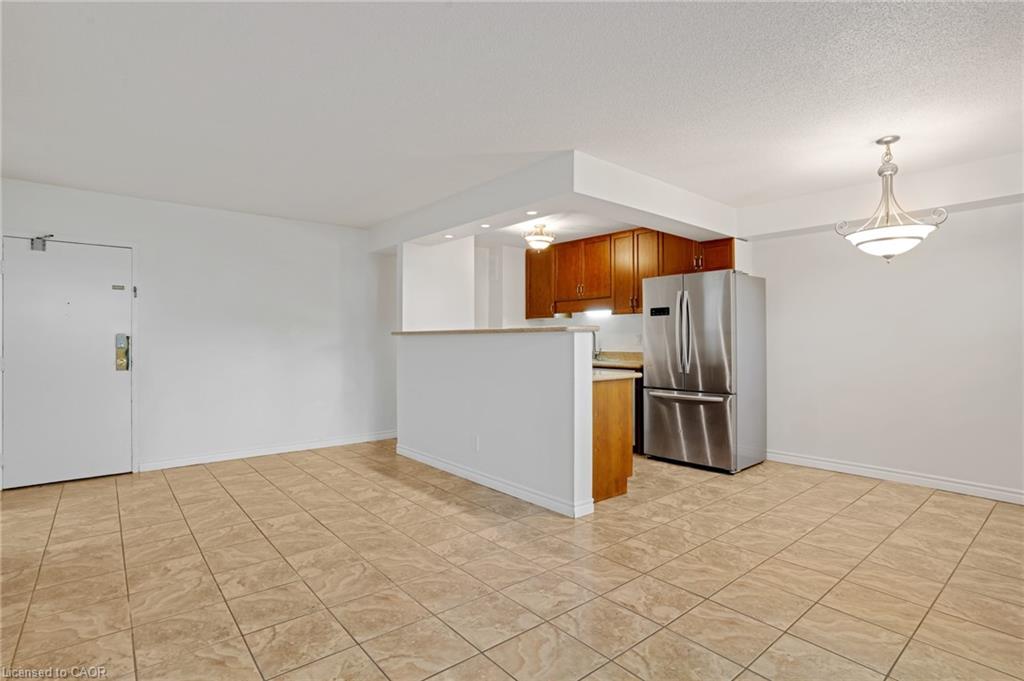114-793 Colborne Street Property Photo 10