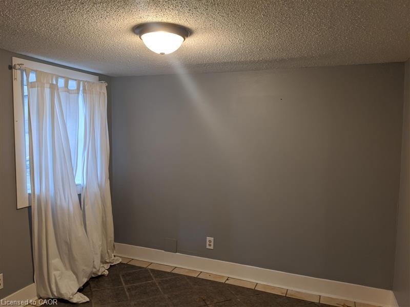 98 West Avenue N Property Photo 7