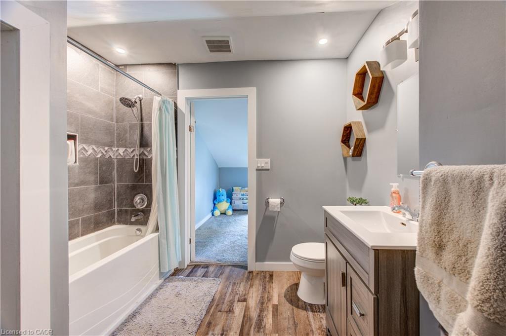 146 Benson Street Property Photo 38