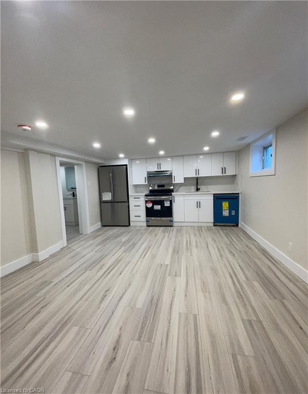 264 Thayer Avenue Property Photo 5