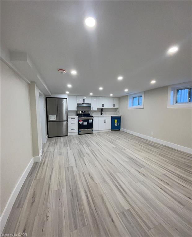 264 Thayer Avenue Property Photo 6