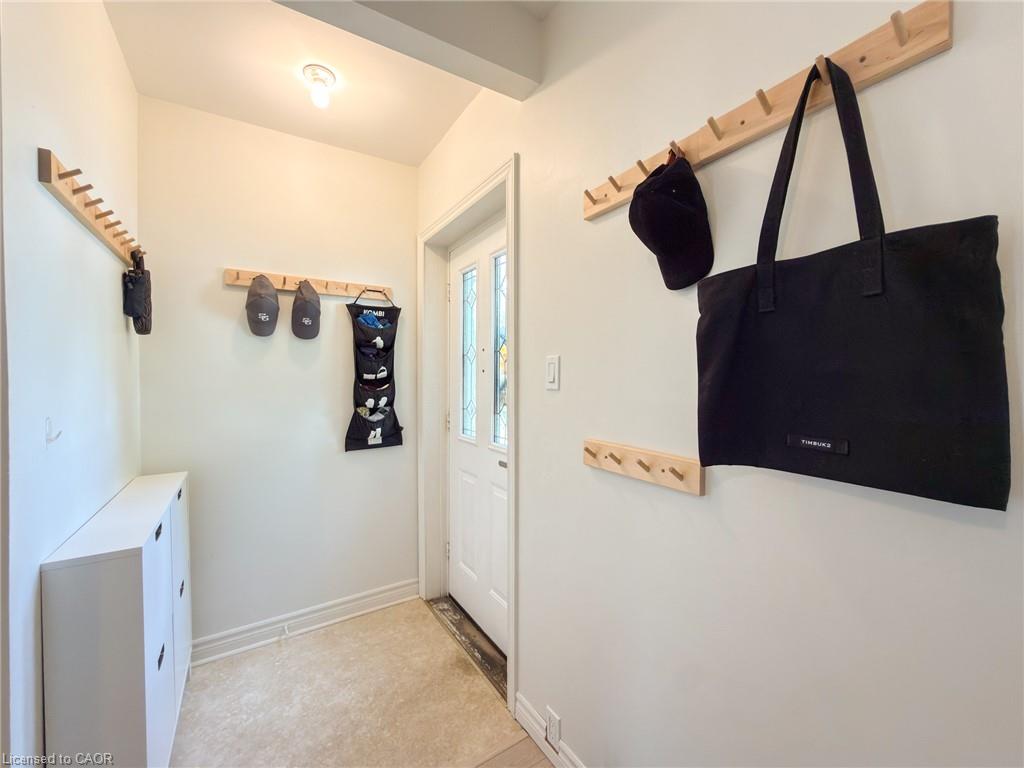 86 Green Street Property Photo 5