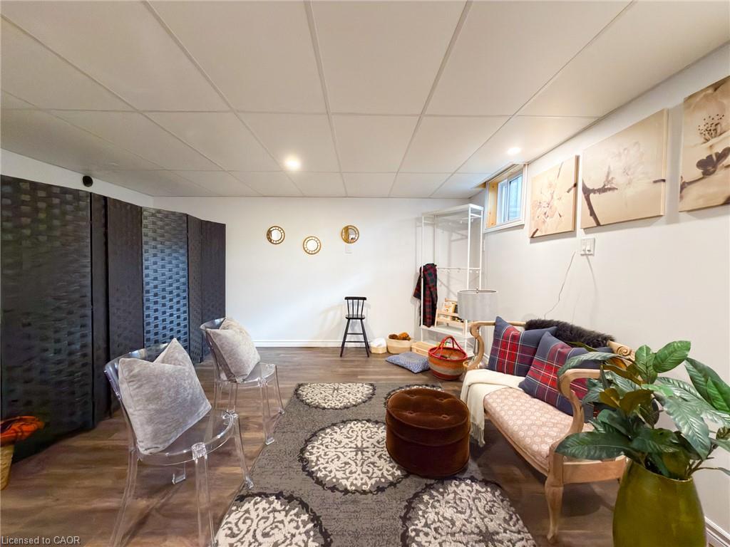 86 Green Street Property Photo 27