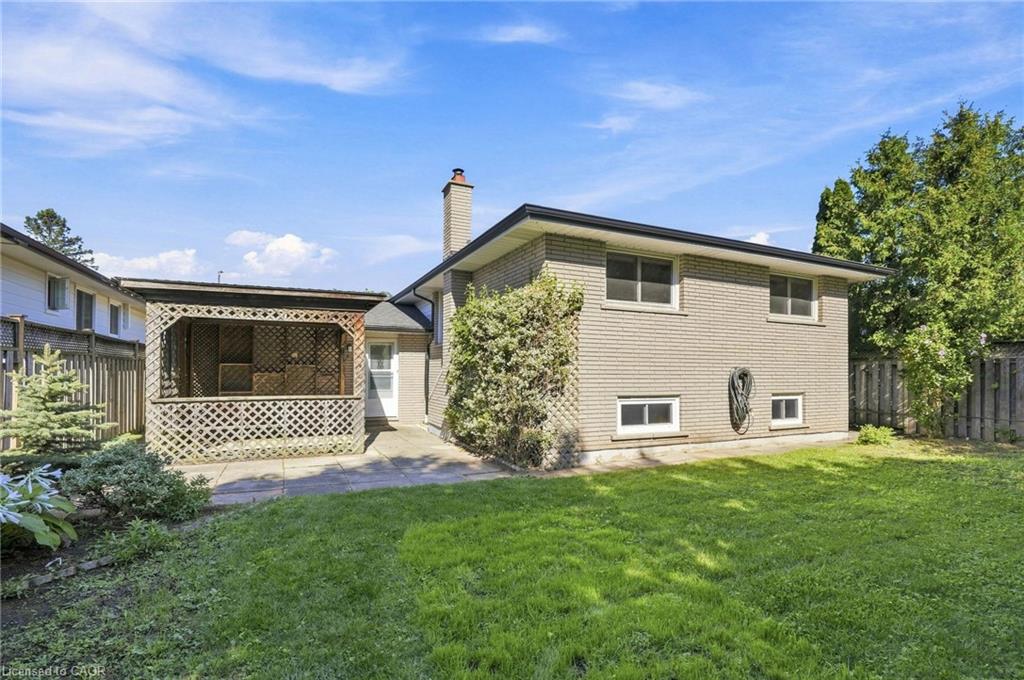 14 Green Forest Drive Property Photo 47